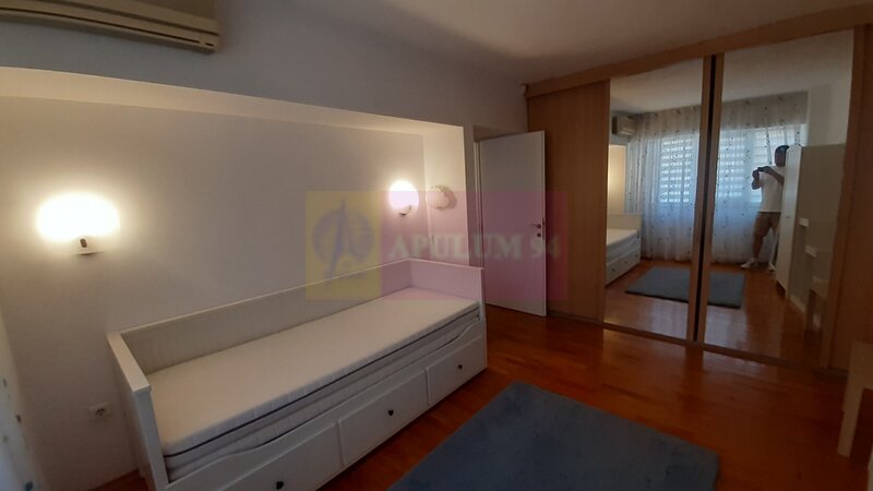 Apartament 3 Camere Piata Romana langa Metrou