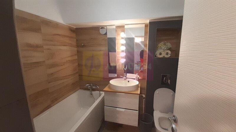 Apartament 3 Camere Piata Romana langa Metrou